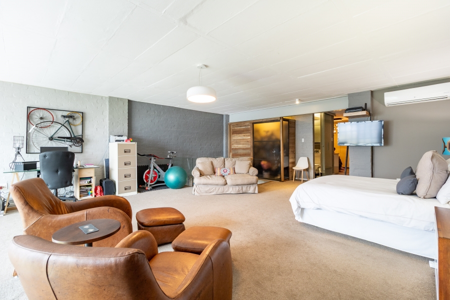 2 Bedroom Property for Sale in Cape Town City Centre Western Cape